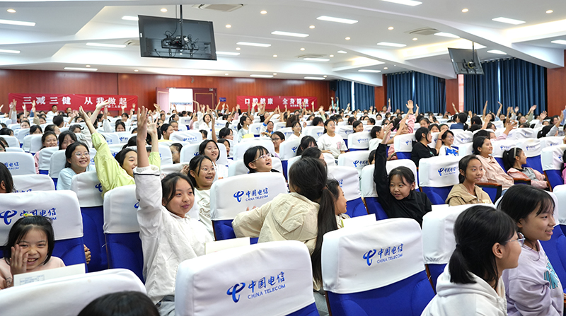 XFN06080.jpg XFN06080.jpg